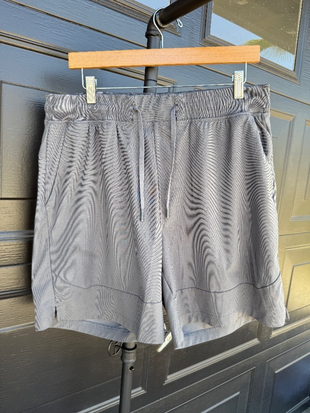 Used! Men's CSG Gray Performance Athletic Shorts Drawstring Pockets Size XL